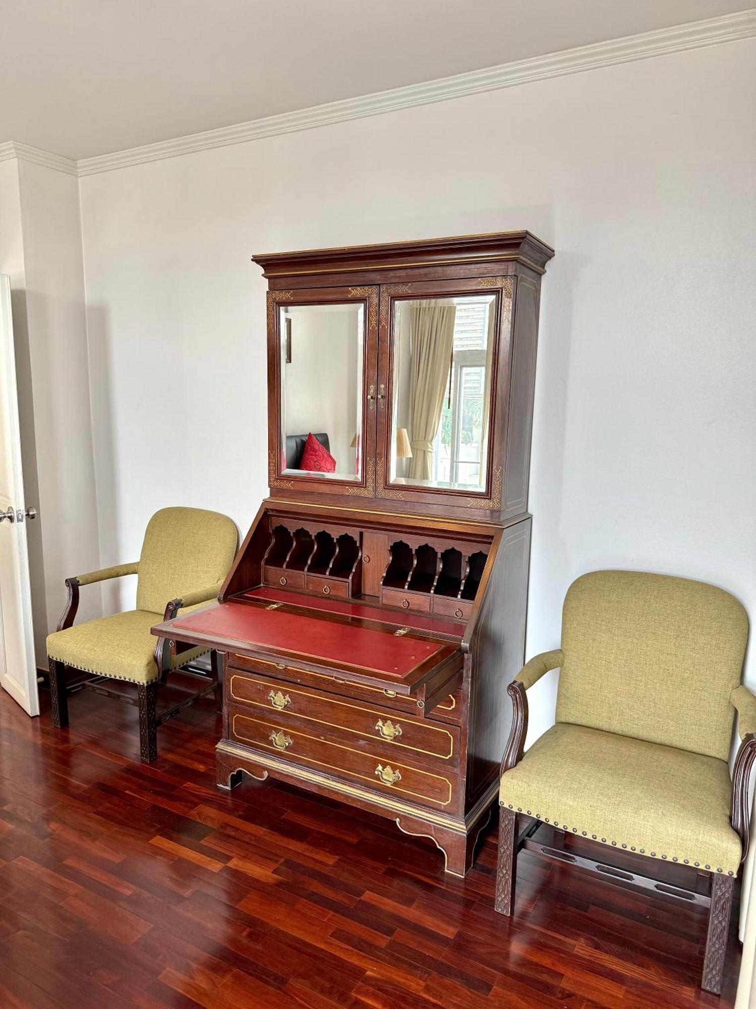 Samsen Suites Spacious 2Br Contemporary Thai Style Bangkok Bagian luar foto